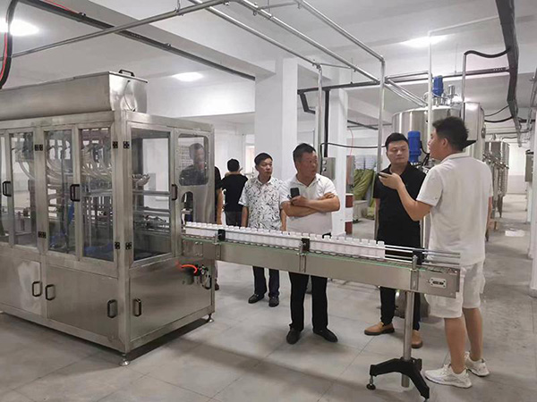 液體肥灌裝生產線 桶裝液體肥灌裝設備