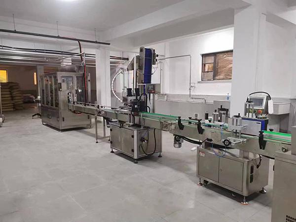 100-1000ml液態肥稱重式灌裝機 PLC液體肥料加工設備價格