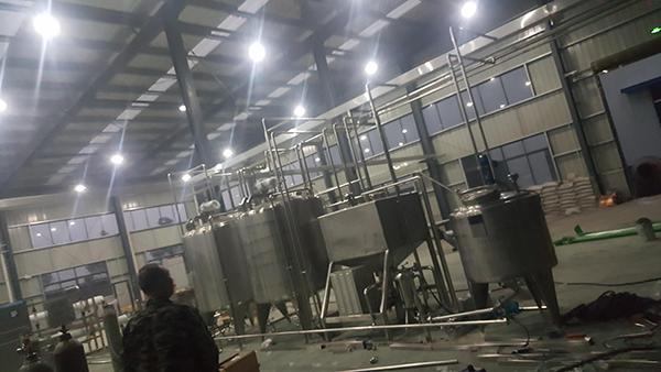 液體營養液中小型加工設備 30噸/天水劑有機肥生產線